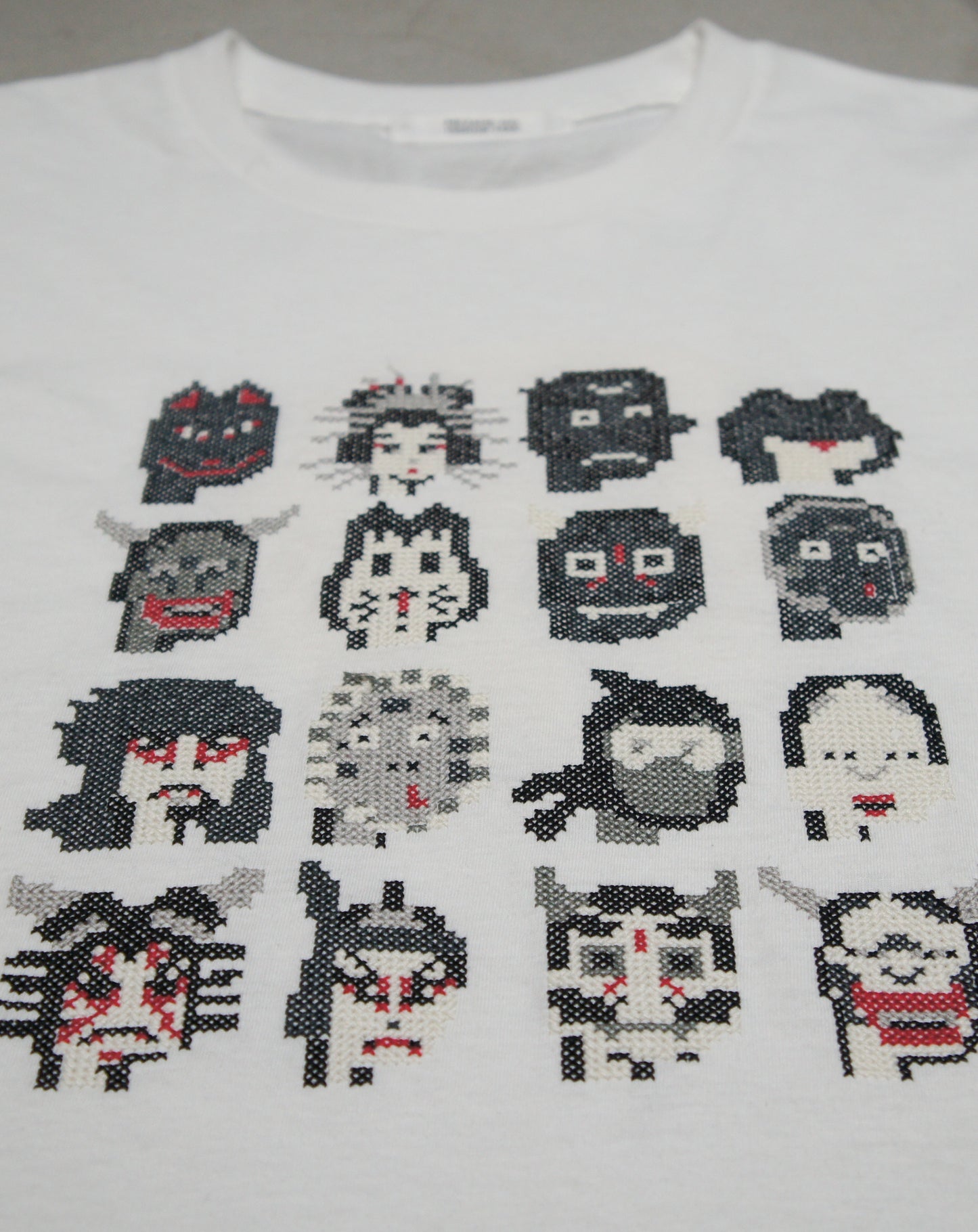 MEZAME NO THE KABUKI 刺繍TーSHIRT モノクロTYPE